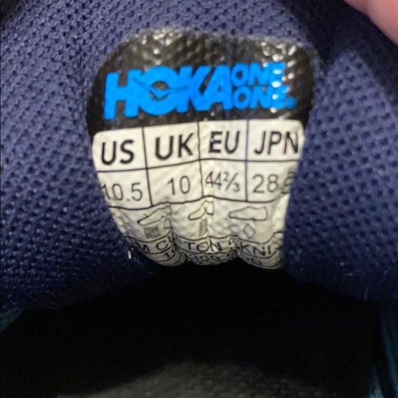 SOLD •HOKA• One One Clifton 5 Road Running Shoe - Picture 10 of 12